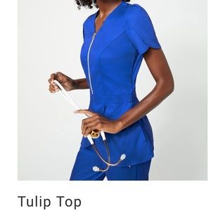 Jaanuu scrub set royal blue